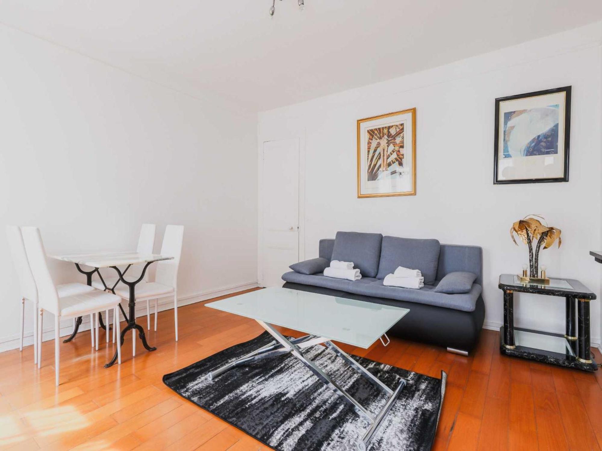 Apartment Comfortable Flat - 1bd 4p - Gare Est