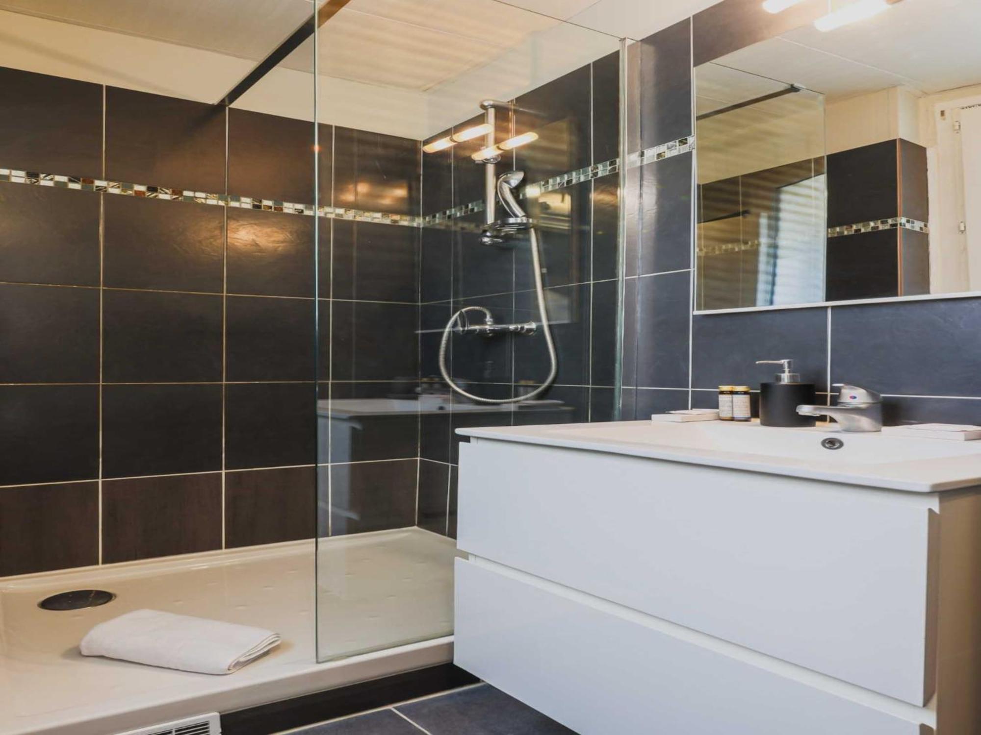 Apartment Comfortable Flat - 1bd 4p - Gare Est